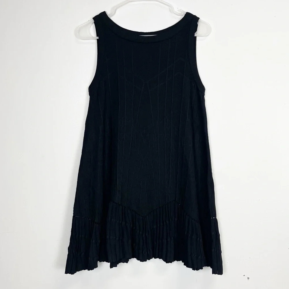 Caara Sweater Tunic Womens Size Large Black Knit Sleeveless